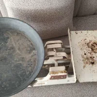 ترازو بقالی همراه با وزنه خاش