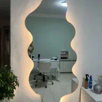 آینه با نور انبه ای مفید|آینه|بروجرد, |دیوار