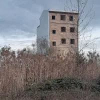 زمین-85-متری