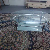 میز شیشهای سالم