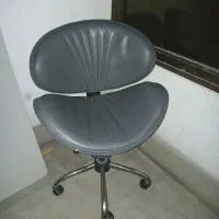 صندلی چرخدار جک دار درحد نو