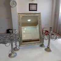 آیینه و شمعدان|آینه|شاهین‌شهر, عطار|دیوار