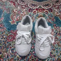 کتونی شیری سایز ۳۷ نیم|کیف، کفش، کمربند|اسلامشهر, شهرک مفیدی|دیوار