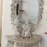 آینه و شمعدون