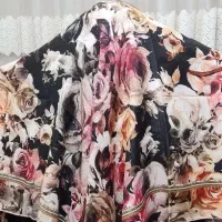 روسری بزرگ|لباس|مشهد, امام رضا (ع)|دیوار