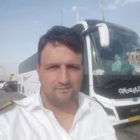 راننده پایه یک اتوبوس هستم