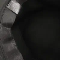 کلاه لبه دار فدورا|لباس|قم, شاه ابراهیم|دیوار