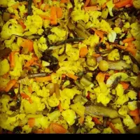 ترشی وشور خانگی همه جوره داریمم