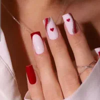 کاشت ناخن با تخفیف ویژه