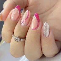کاشت ناخن و خدمات ناخن تخفیف ویژه 50 درصدی|خدمات آرایشگری و زیبایی|اصفهان, باغ زیار|دیوار