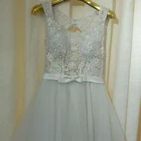 فروش تعدادی لباس عروس و تور سر کاملا تازه|لباس|رشت, جانبازان|دیوار