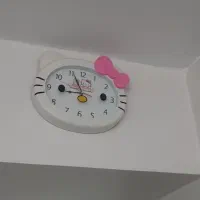 ساعت نو همراه لوسترسالم