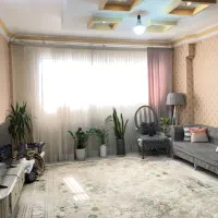 پرده با دو دستک مخمل طوسی