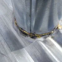 کاربیت کاری لوله بخاری و جوشکاری سقف شیروانی