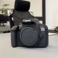 دوربین canon 2000D
