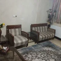 مبل هفت نفره ومیز جلو مبلی و دو عدد عسلی|مبلمان خانگی و میز عسلی|همدان, |دیوار
