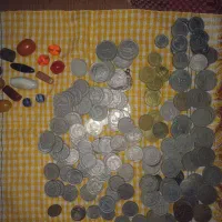 سکه قدیم وسنگ|کلکسیون اشیاء عتیقه|آق قلا, |دیوار