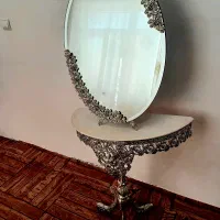 آیینه شمعدان و میز