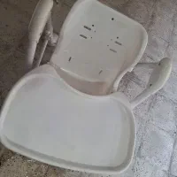 صندلی غذای کودک کاملا  نو داخل انبار بوده|تخت و صندلی بچه|تهران, جی|دیوار