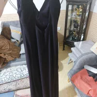 لباس مجلسی|لباس|رباط‌کریم, الارد|دیوار