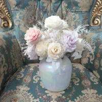 گلدان همراه با کل