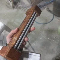 به یک کارگر نقاش نیازمندیم