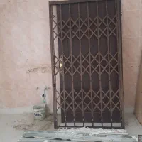 درب آکاردیونی در حد نو|مصالح و تجهیزات ساختمان|کرج, شهرک جهان‌نما|دیوار