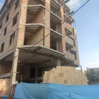 نیازمند نگهبان ساختمانی درحال ساخت