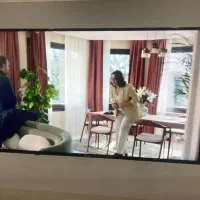 تلویزیون ۵۵ اینچ