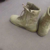 پوتین و کلاه خاکی مرزبانی|لباس|خرمآباد, |دیوار