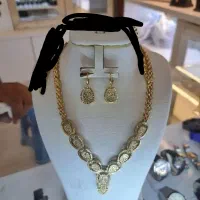 سرویس گردنبند، گوشواره