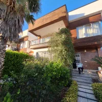 ویلامدرن لاکچری فوق العاده زیرقیمت داخل شهرک