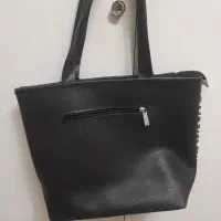 چندتا کیف و کتونی در حدنو|کیف، کفش، کمربند|رشت, چله خانه|دیوار