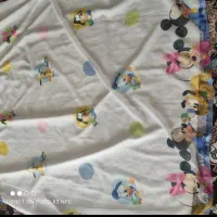 پرده میگی موس در حد نو و روبالشتی نونو