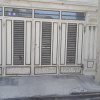 درب پارکینگ آهنی|مصالح و تجهیزات ساختمان|بروجرد, |دیوار