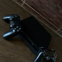 Ps4 slim 1T