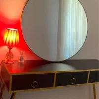 میز ارایش و اینه