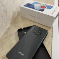 گوشی hour 50 لایت بدون خط و خش در حد نو