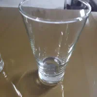 شربت خوری وجعبه چوبی قفل دار گلدان و انبر زغال