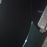 یه کیف مسافرتی که مدارکام داخلش بود