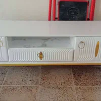 زیر تلویزیون