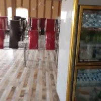 به یک آشپز جهت کار در رستوران نیازمندیم