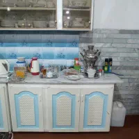 کابینت فلزی تمیز و سالم