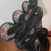 فروش یک‌ دست کفش، کلاه و لباس زانوبند و...