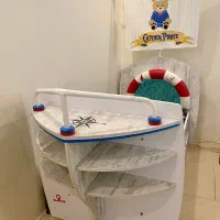 تخت کودک طرح کشتی، همراه با تشک