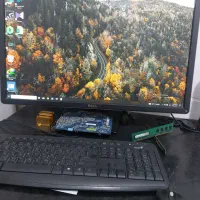 سیستم بهمراه مانیتور