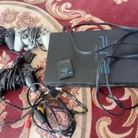 پلی سیشن ۲ صحیح و سالم فلش خور با سه دسته