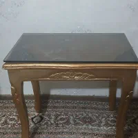 مبل سلطنتی ۸ نفره با دوتا میز عسلی وجلو مبلی