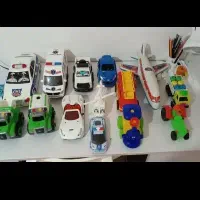 تعدادی اسباب بازی نو