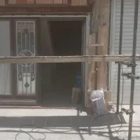 کارگر سرامیک و سنگ کاری